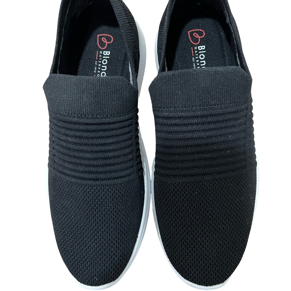 Blondo Black Knit Women's Slip-On Loafers